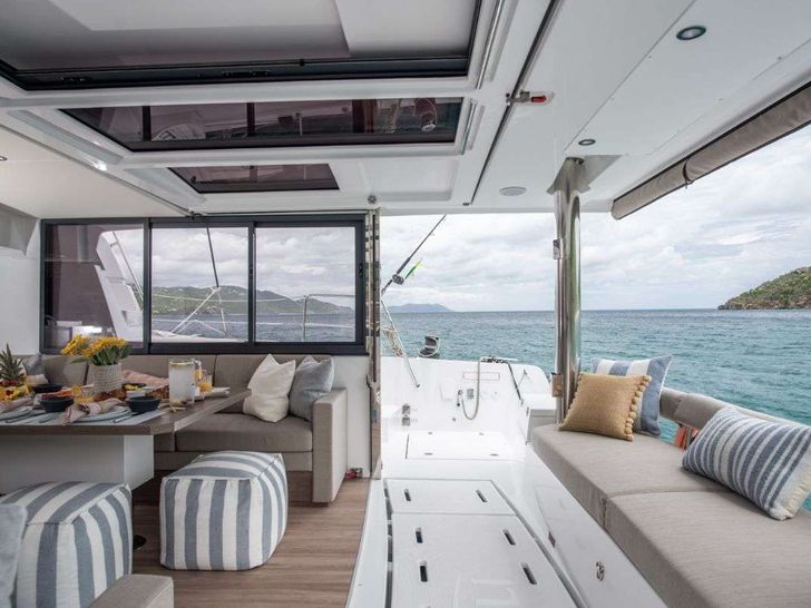 BLUE Bali 4.8 - aft seating area BLUE Bali 4.8 - aft seating area