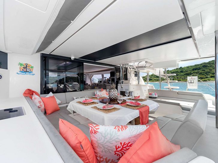 SOGGY DOGGY - Table SOGGY DOGGY - Table