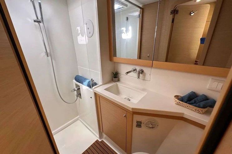 Charter Yacht LEAF CHASER - Lagoon 450 - 3 Cabins - St. Thomas - US Virgin Islands - Caribbean