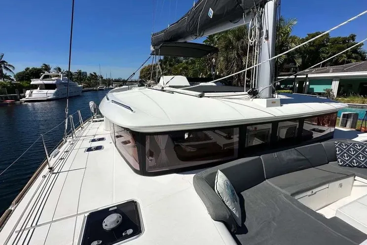 Charter Yacht LEAF CHASER - Lagoon 450 - 3 Cabins - St. Thomas - US Virgin Islands - Caribbean