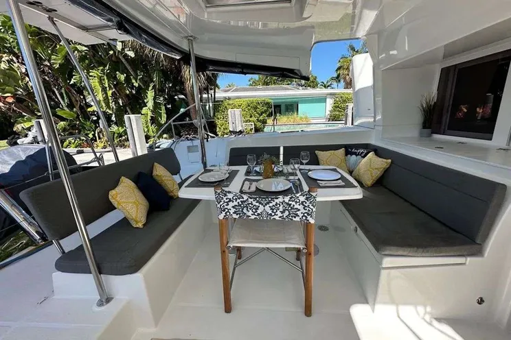 Charter Yacht LEAF CHASER - Lagoon 450 - 3 Cabins - St. Thomas - US Virgin Islands - Caribbean