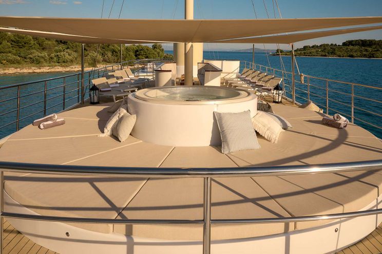 Charter Yacht BELLEZZA - Custom 52m - 18 Cabins - Split - Dubrovnik - Hvar - Croatia