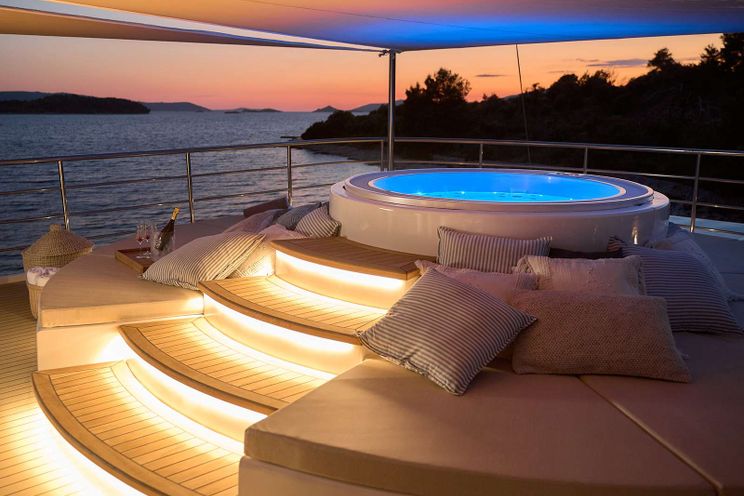 Charter Yacht BELLEZZA - Custom 52m - 18 Cabins - Split - Dubrovnik - Hvar - Croatia