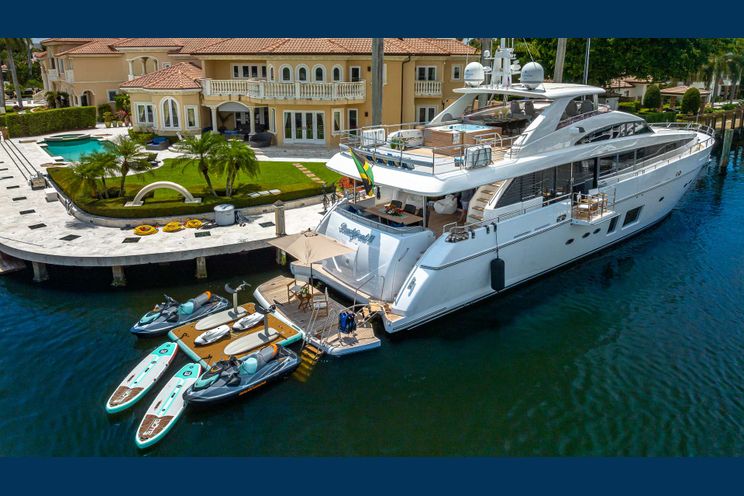 Charter Yacht BEACHFRONT II - Princess 105 - 5 Cabins - Nassau - Exumas - Bahamas