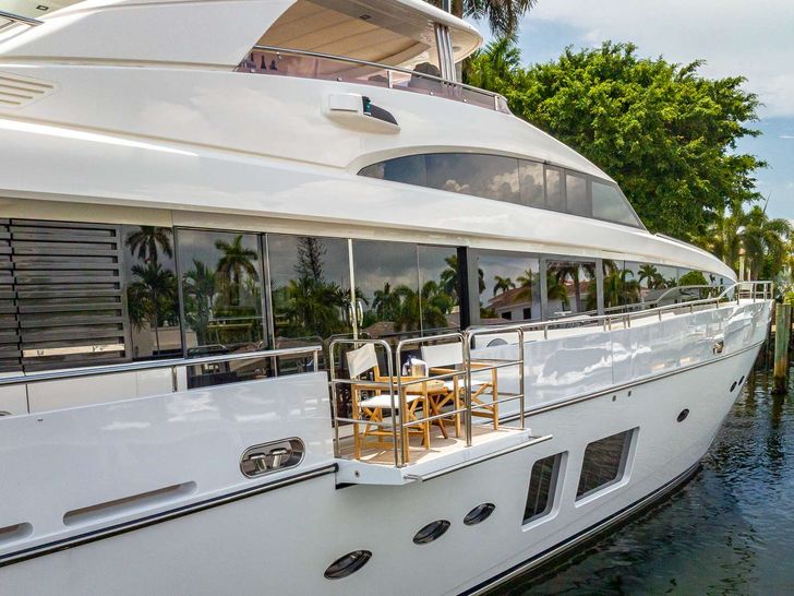 BEACHFRONT II - Princess UK 105,side profile with balcony BEACHFRONT II - Princess UK 105,side profile with balcony