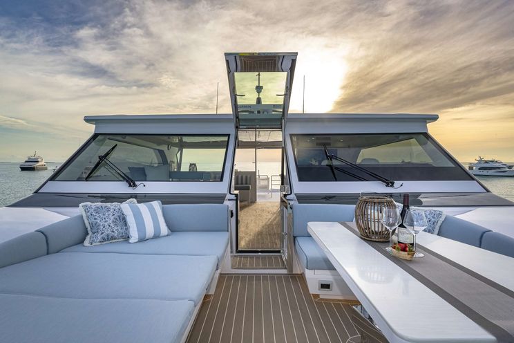 Charter Yacht OMAKASE - Horizon PC68 - 3 Cabins - Tortola - Peter Island - Virgin Gorda - British Virgin Islands - Caribbean