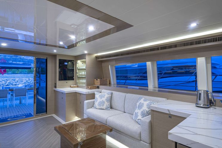 Charter Yacht OMAKASE - Horizon PC68 - 3 Cabins - Tortola - Peter Island - Virgin Gorda - British Virgin Islands - Caribbean