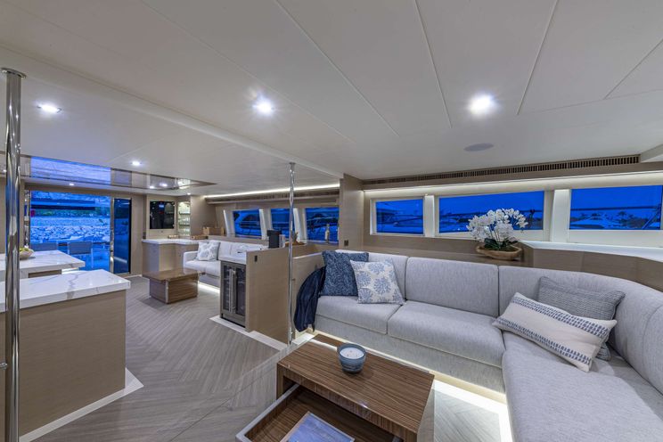 Charter Yacht OMAKASE - Horizon PC68 - 3 Cabins - Tortola - Peter Island - Virgin Gorda - British Virgin Islands - Caribbean