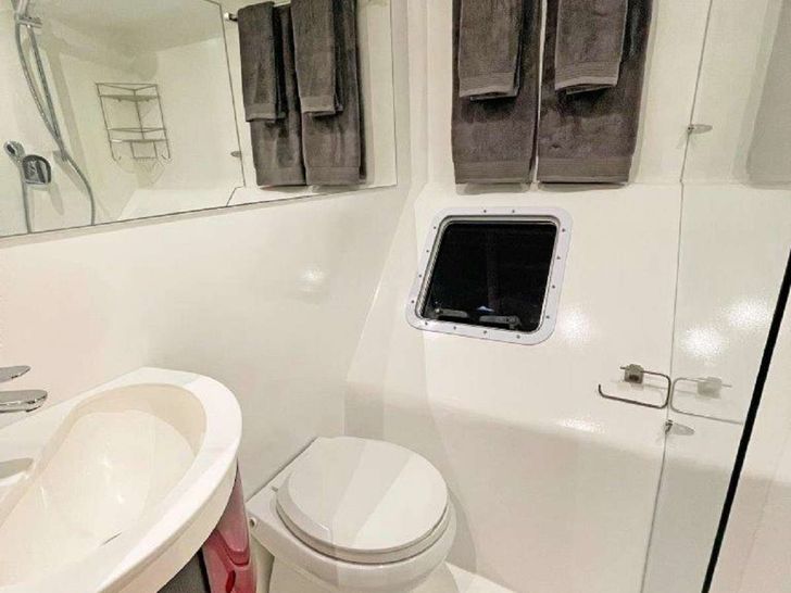 SKYE - Matrix 80,cabin bathroom SKYE - Matrix 80,cabin bathroom