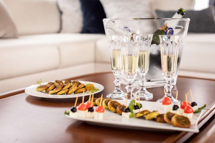 Charter Yacht SORANA II - Princess 82 - 4 Cabins - St Martin - St Barths - Leewards - Caribbean