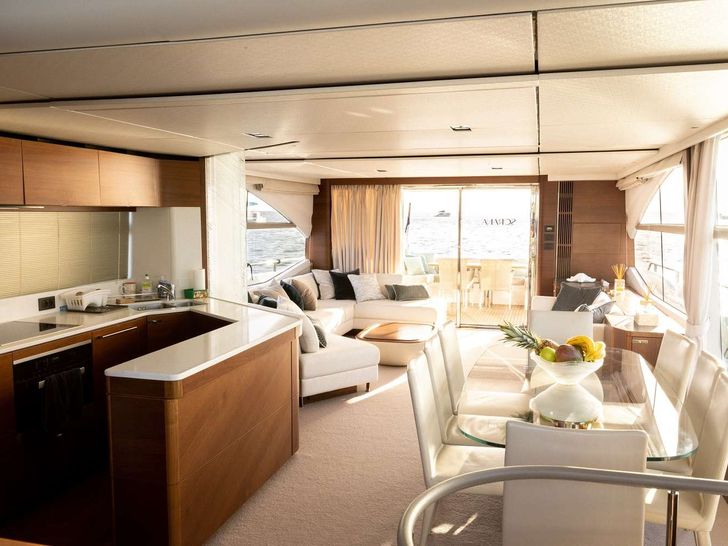 SORANA II Princess UK 81 - saloon and galley SORANA II Princess UK 81 - saloon and galley