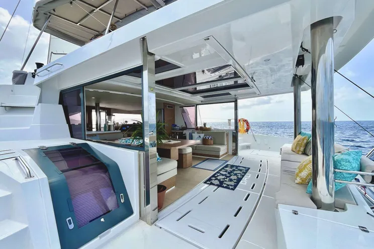 Charter Yacht DOCK HOLIDAY - Bali 5.4 - St. Thomas - St John - St. Croix - USVI - Caribbean