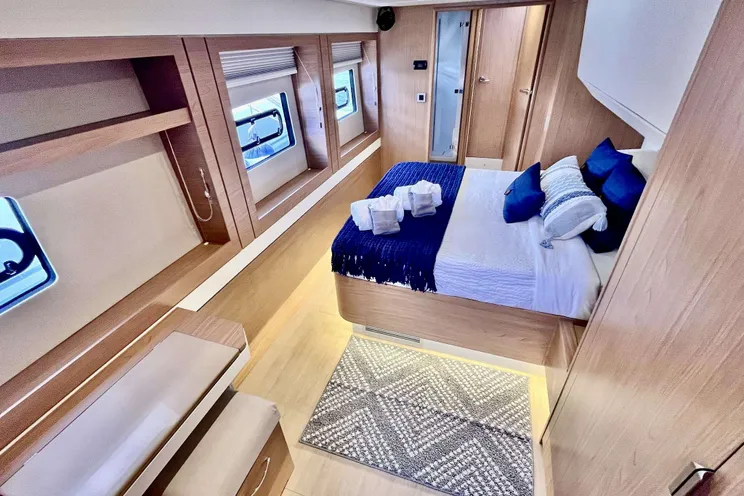 Charter Yacht DOCK HOLIDAY - Bali 5.4 - St. Thomas - St John - St. Croix - USVI - Caribbean