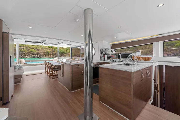 Charter Yacht DANTE - Bali 5.4 - 4 Cabins - Tortola - Anegada - Virgin Gorda - BVI - Caribbean