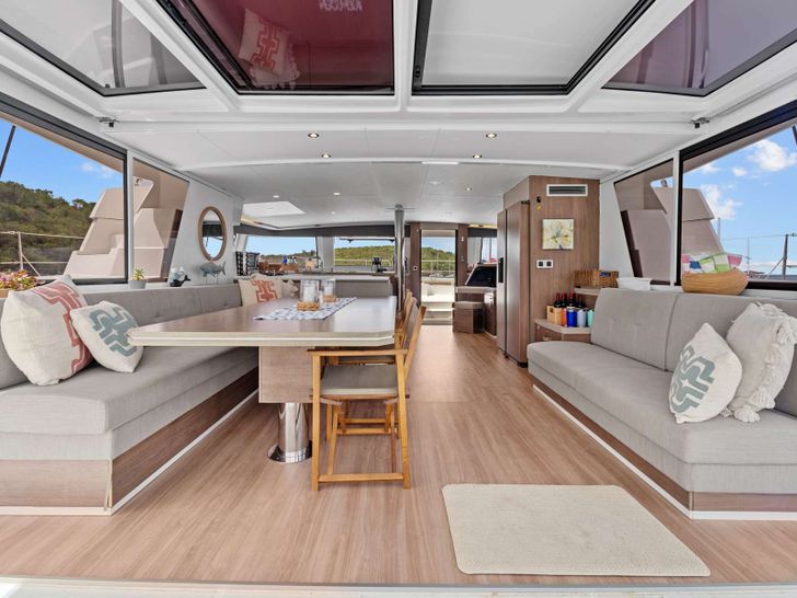 DANTE Bali 5.4 - saloon DANTE Bali 5.4 - saloon