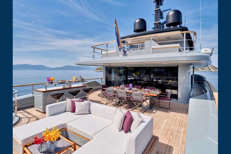 Charter Yacht PARA BELLUM - San Lorenzo 47 m - 5 Cabins - Naples - Sicily - Sardinia - Italy - Corsica - French Riviera - Indian Ocean - Red Sea - Dubai - UAE - Southeast Asia