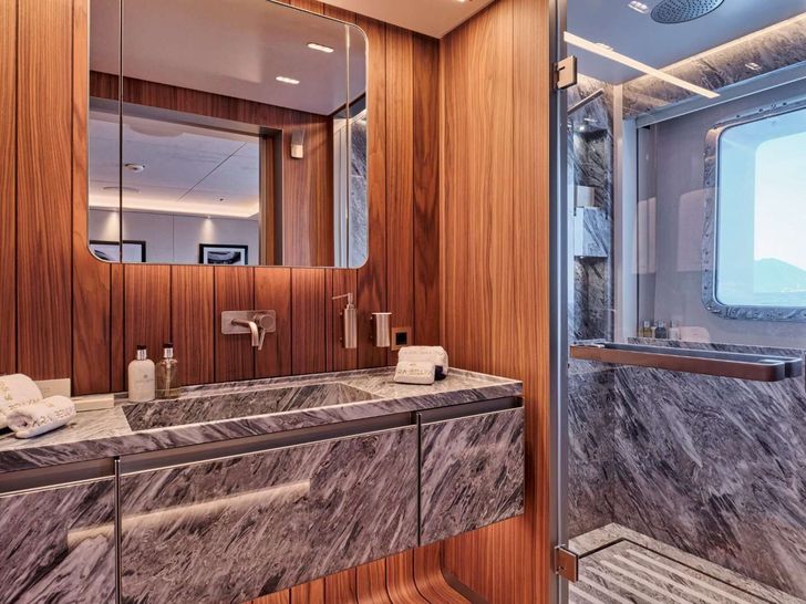 PARA BELLUM - San Lorenzo 47 m,VIP cabin bathroom PARA BELLUM - San Lorenzo 47 m,VIP cabin bathroom