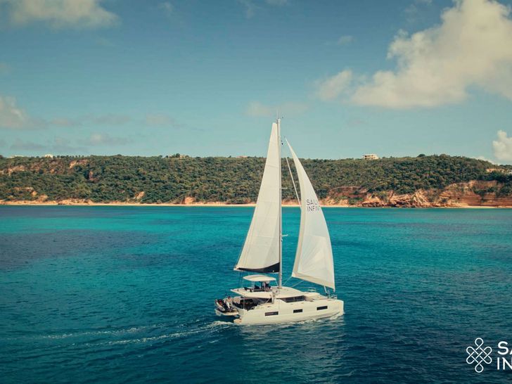 INFINITY Lagoon 46 - cruising INFINITY Lagoon 46 - cruising