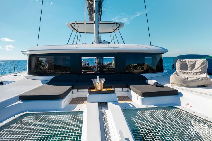 Charter Yacht INFINITY - Lagoon 46 - 3 Cabins - St Martin - St Barths - Leewards - Caribbean