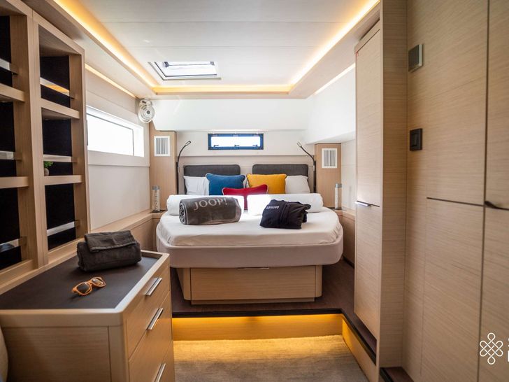 INFINITY Lagoon 46 - master cabin INFINITY Lagoon 46 - master cabin