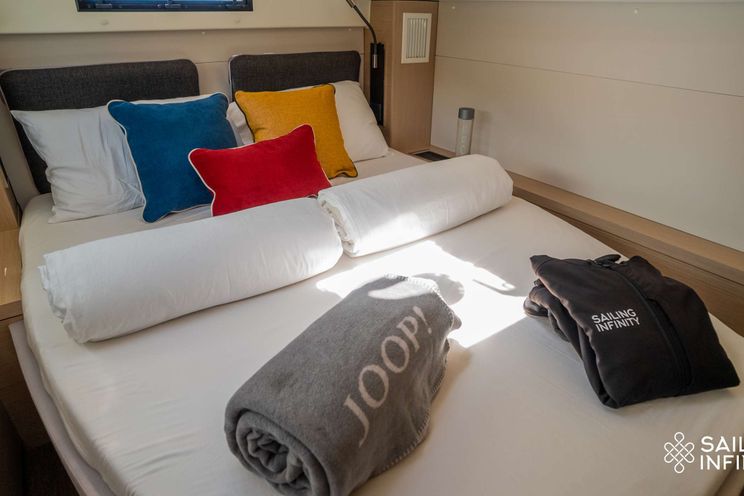 Charter Yacht INFINITY - Lagoon 46 - 3 Cabins - St Martin - St Barths - Leewards - Caribbean