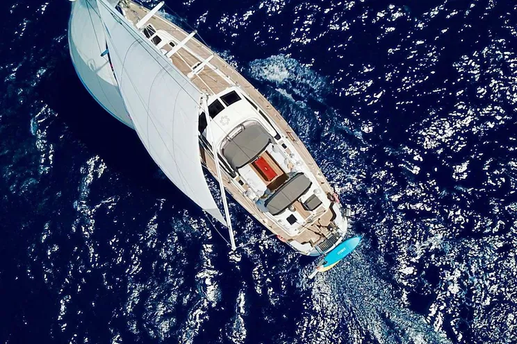 Charter Yacht ELVIS MAGIC - Oyster Marine 66 - 3 Cabins - Tahiti - French Polynesia - South Pacific