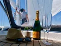 ELVIS MAGIC Oyster Marine 66 - onboard champagne ELVIS MAGIC Oyster Marine 66 - onboard champagne