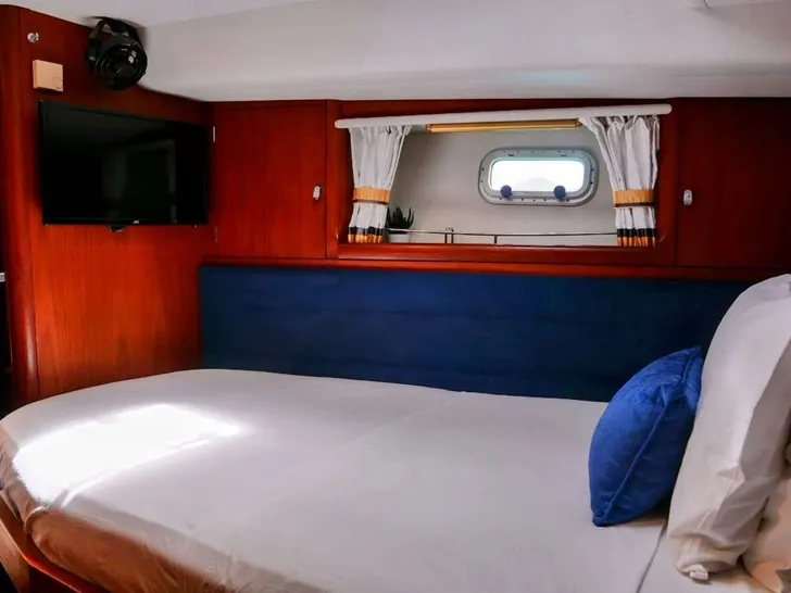 ELVIS MAGIC Oyster Marine 66 - VIP cabin 2 ELVIS MAGIC Oyster Marine 66 - VIP cabin 2
