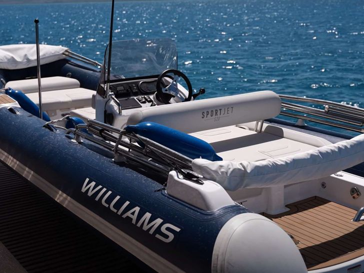 NAUTI NICKEL Sunreef 80 - Dinghy NAUTI NICKEL Sunreef 80 - Dinghy