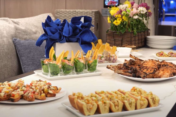 Charter Yacht NAUTI NICKEL - Sunreef 80 Power Catamaran - 5 Cabins - US Virgin Islands - British Virgin Islands - Leewards - Caribbean