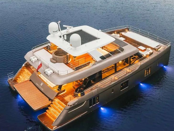 NAUTI NICKEL Sunreef 80 - Sky View NAUTI NICKEL Sunreef 80 - Sky View