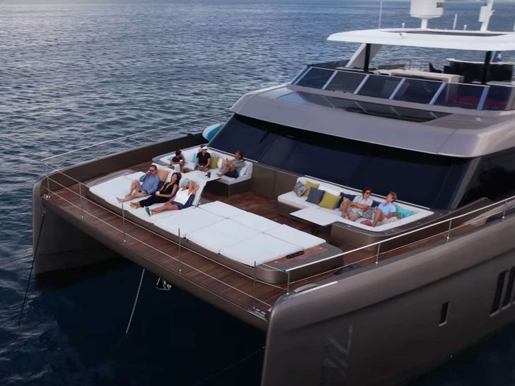 NAUTI NICKEL Sunreef 80 - Foredeck Lounging and Bronzing Area NAUTI NICKEL Sunreef 80 - Foredeck Lounging and Bronzing Area