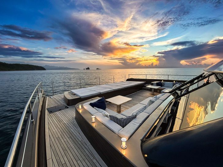 NAUTI NICKEL Sunreef 80 - Forward Deck Lounge Space,Optional Shading on Half of the Foredeck NAUTI NICKEL Sunreef 80 - Forward Deck Lounge Space,Optional Shading on Half of the Foredeck