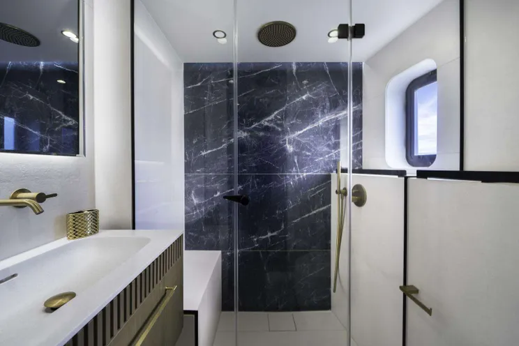 Charter Yacht NAUTI NICKEL - Sunreef 80 Power Catamaran - 5 Cabins - US Virgin Islands - British Virgin Islands - Leewards - Caribbean