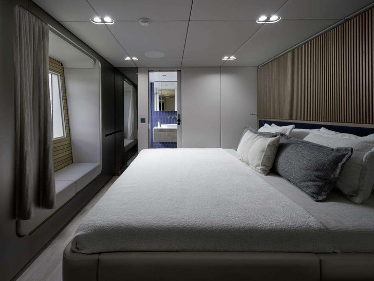 NAUTI NICKEL Sunreef 80 - VIP Cabin NAUTI NICKEL Sunreef 80 - VIP Cabin