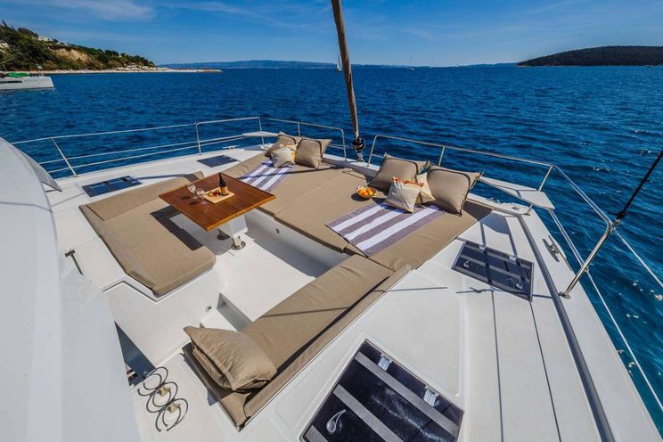 Charter Yacht SOLAR WINDS - Bali 4.8 Open Space - St. Thomas - St John - St Croix - USVI - Caribbean