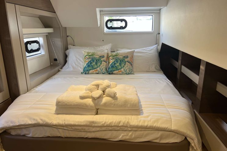 Charter Yacht SOLAR WINDS - Bali 4.8 Open Space - St. Thomas - St John - St Croix - USVI - Caribbean