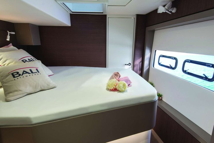 Charter Yacht MARTINON - Bali 4.8 - 5 Cabins - Sant Antoni - Ibiza - Mallorca - Balearics - Spain