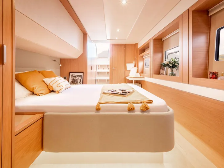MIM OCEAN 3 Bali 5.4 - master cabin MIM OCEAN 3 Bali 5.4 - master cabin