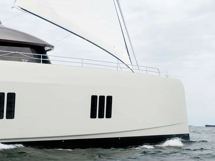 ENTRE4 Sunreef 80 - port beam ENTRE4 Sunreef 80 - port beam