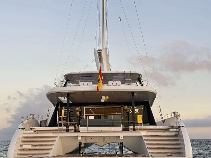 ENTRE4 Sunreef 80 - aft shot ENTRE4 Sunreef 80 - aft shot