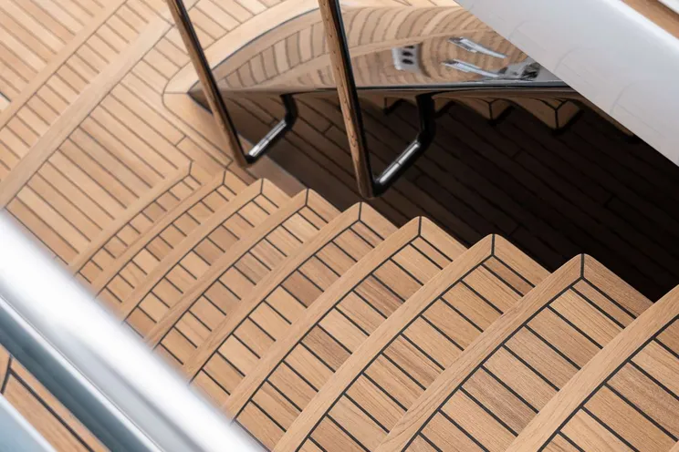 Charter Yacht ENTRE4 - Sunreef 80 - 4 Cabins - St Vincent - The Grenadines - Windwards - Caribbean