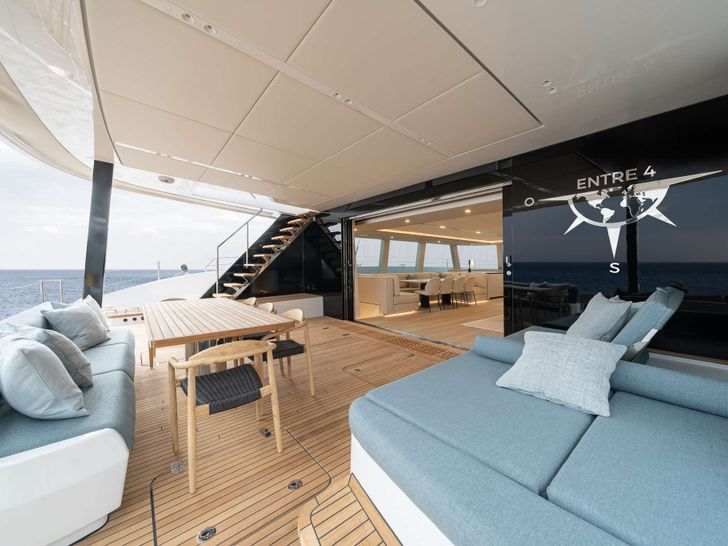 ENTRE4 Sunreef 80 - aft deck ENTRE4 Sunreef 80 - aft deck