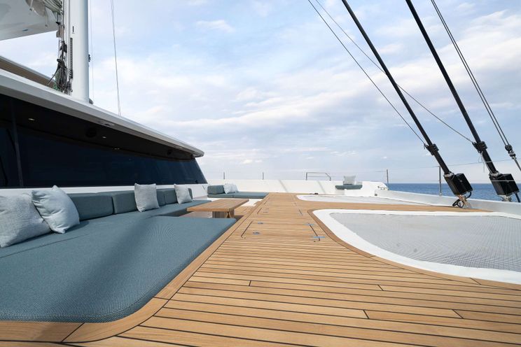 Charter Yacht ENTRE4 - Sunreef 80 - 4 Cabins - St Vincent - The Grenadines - Windwards - Caribbean