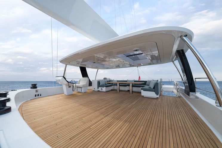 Charter Yacht ENTRE4 - Sunreef 80 - 4 Cabins - St Vincent - The Grenadines - Windwards - Caribbean