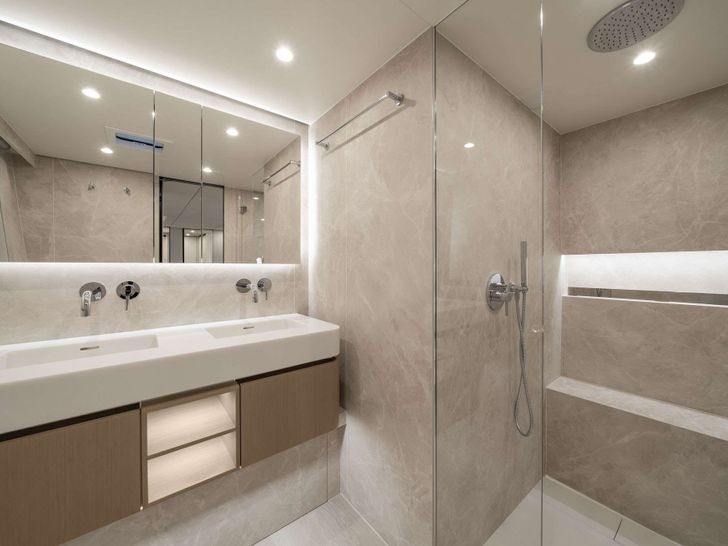 ENTRE4 Sunreef 80 - master cabin bathroom ENTRE4 Sunreef 80 - master cabin bathroom