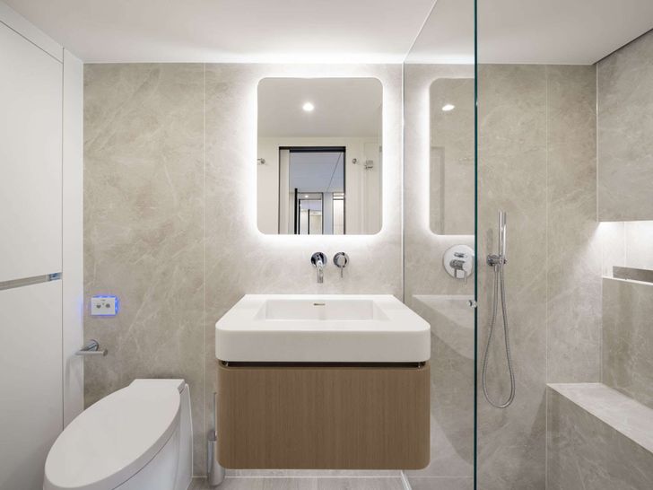 ENTRE4 Sunreef 80 - VIP cabin bathroom ENTRE4 Sunreef 80 - VIP cabin bathroom