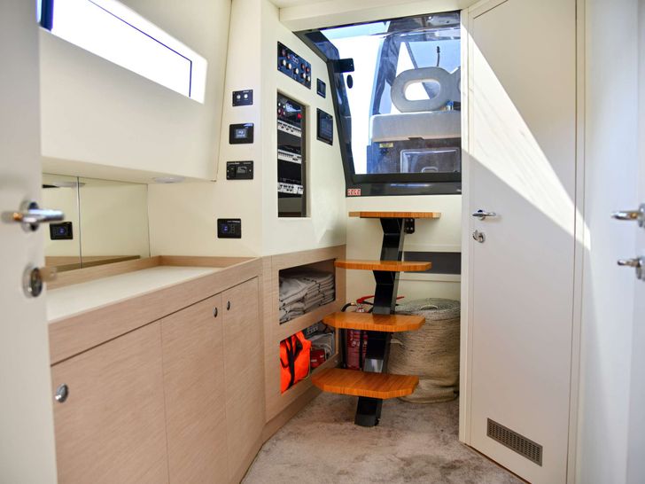 BIG BALLOON Seanfinity T5 - interior BIG BALLOON Seanfinity T5 - interior