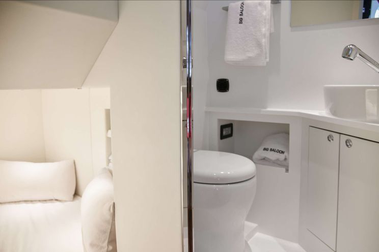 Charter Yacht BIG BALLOON - Seanfinity T5 - 2 Cabins - Athens - Mykonos - Paros - Cyclades - Greece