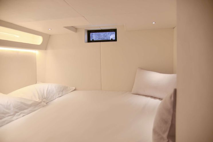 Charter Yacht BIG BALLOON - Seanfinity T5 - 2 Cabins - Athens - Mykonos - Paros - Cyclades - Greece